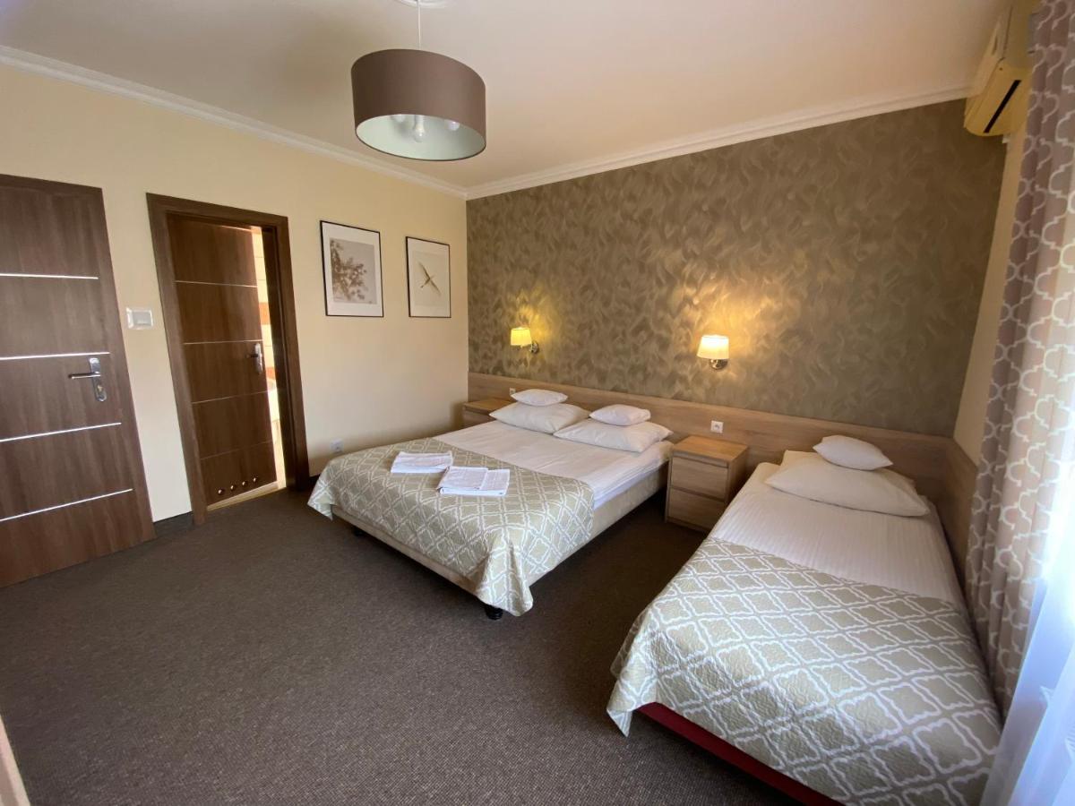 Pasja Noclegi B&B Wolow  Екстериор снимка
