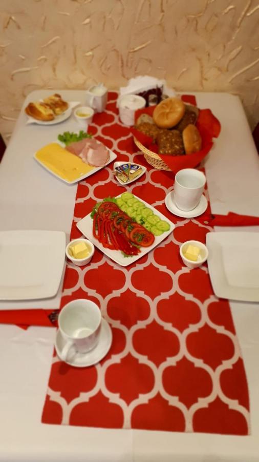 Pasja Noclegi B&B Wolow  Екстериор снимка